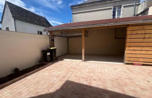 Aubigne-Racan House | Villa Renaud