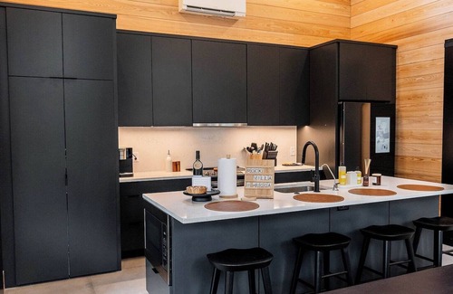 Logan Villa | Villa Rock at Hugga In the Hills -Sleeps 6