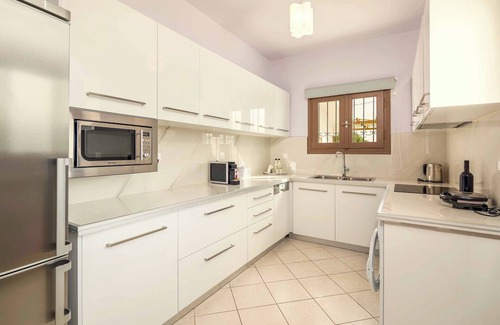 Kalpaki Villa | Villa Rodakinia - Five Bedroom Villa, Sleeps 10