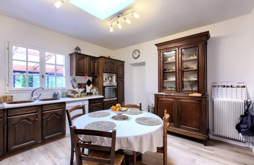 Le Pian-Medoc Villa | Villa 'Rodolphe' with Private Pool, Private Terrace and Wi-Fi