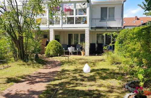 Koserow Apartment | Villa Romantica garden apartment, 300 m to the Baltic Sea, WLAN - Villa Romantica