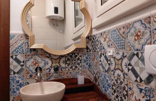 Roca Vecchia House | Villa Rosa Candida