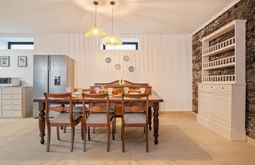 Porto Moniz Villa | Villa Rosa Mare by Homie