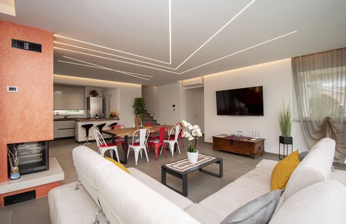 Liznjan Villa | Villa Rosarol near Medulin for 8 people with private pool & only 800 m from sea