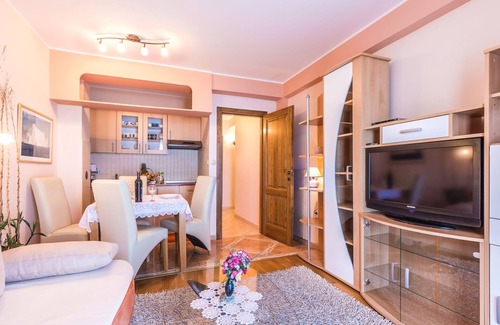 Icici Hotel | Villa Roses Apartments & Wellness