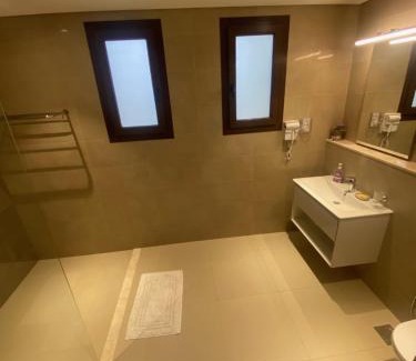 Salalah Villa | Villa Rotana Tulip