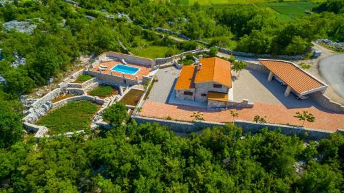 Vrgorac Villa | Villa Rusticale with Private Pool