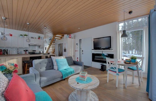 Pont-Rouge Ski Chalet | Villa Rustique Chic spa