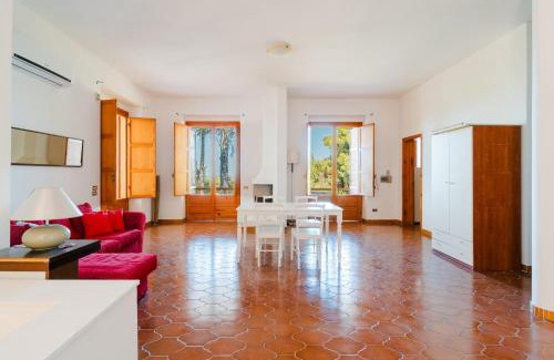 Matino Villa | Villa Santa Anastasia