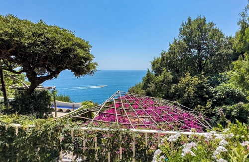 Pogerola Villa | VILLA SANTA CROCE. SEA-VIEW AND LEISURE FOR YOUR AMALFI COAST VACATION