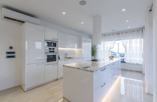 Kastelir-Labinci Villa | Villa Sara for 10 people near Novigrad with sea view and salt- water pool