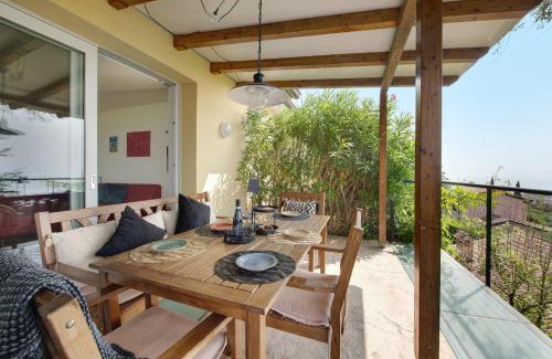 Torri del Benaco Villa | Villa Savi Lake View and Pool