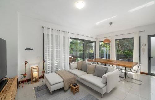 Pedras Pretas House | Villa Sea-Esta by An Island Apart