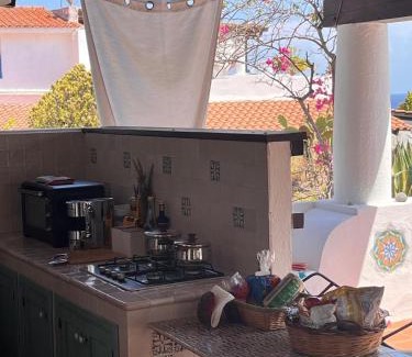 Vulcanello House | Villa Sea View by Jera