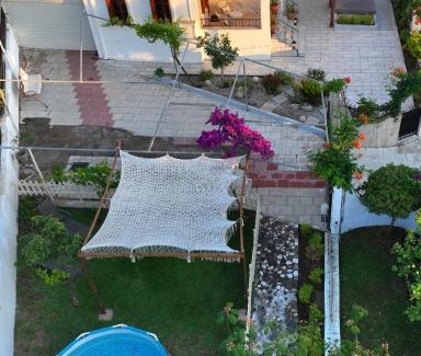 Zia Villa | Villa Sea View Gem Steps to Zia Square Hot Tub