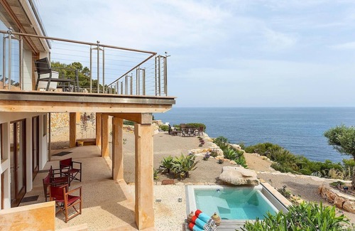 Provensals Villa | Villa 'Seaside' with Sea View, Wi-Fi and Air Conditioning