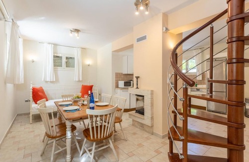 Kateleios Villa | Villa Semeli - Two Bedroom Villa, Sleeps 5