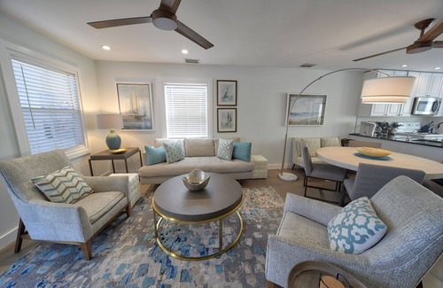 Old Town Condo | VILLA SERENA@DUVAL SQUARE - A peaceful retreat in the heart of Old Town.