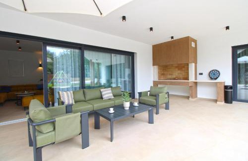 Liznjan Villa | Villa Sisan 2344