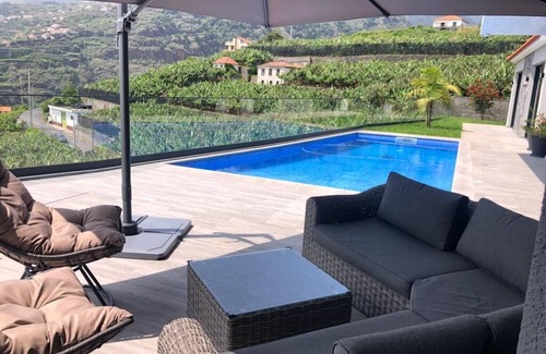 Ribeira Brava Villa | Villa Sol e Mar ,heated pool