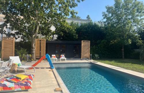 Pessac Villa | Villa Soléa - Villa avec Jardin et piscine - Proche Parcs et Golf