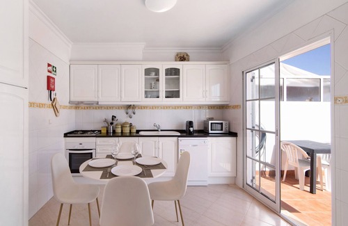 Vila Nova De Cacela Villa | Villa "Sol Da Bornacha" with Mountain View, Shared Pool & Wi-Fi