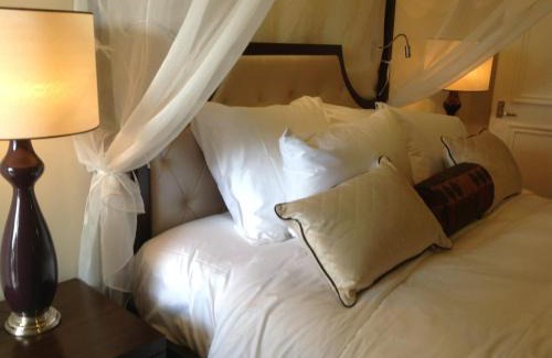 Thao Dien Hotel | Villa Song Saigon