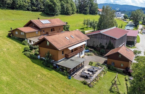 Waldkirchen House | Villa Sonnenblume - Holiday apartment for families