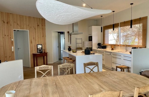 Lanton Villa | Villa Sophie, charming house 200 metres from the center of Cassy