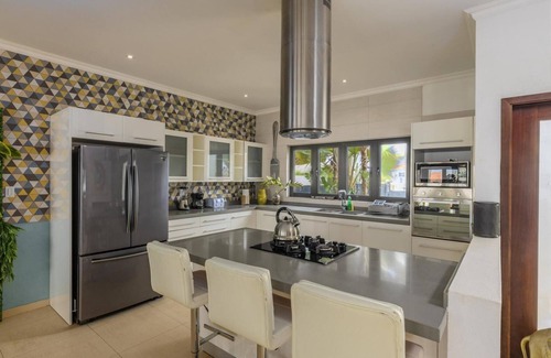 Esmeralda Villa | Villa Sophie Privatepool 5 Minutes From the Beach