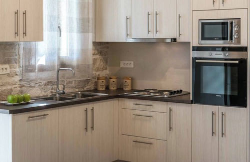 Alykes Villa | Villa Stagio - Four Bedroom Villa, Sleeps 8