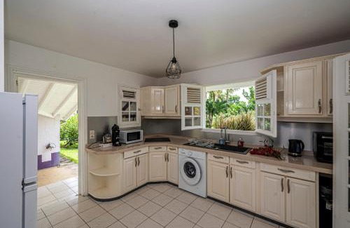 Baie-Mahault House | VILLA SUCREE