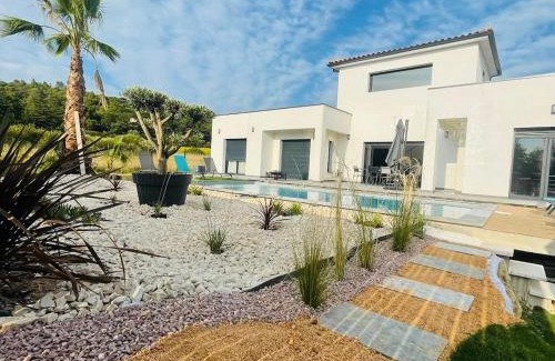 Mons Villa | Villa Sud La Cigale des Bois de Maruéjols