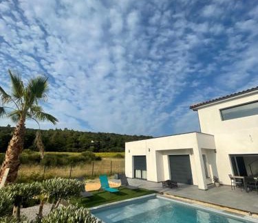 Mons Villa | Villa Sud La Cigale des Bois de Maruéjols