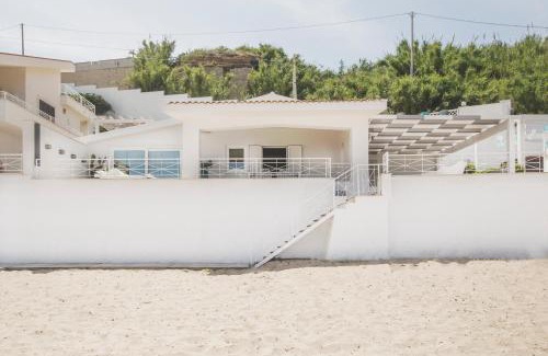 Trappeto Villa | Villa sulla spiaggia Riva Estate by Le Dhome Sicily