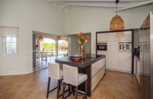 Jan Thiel Villa | Villa Sundance, 8 Pers. Villa With Pool Within Walking Distance Of The Beach