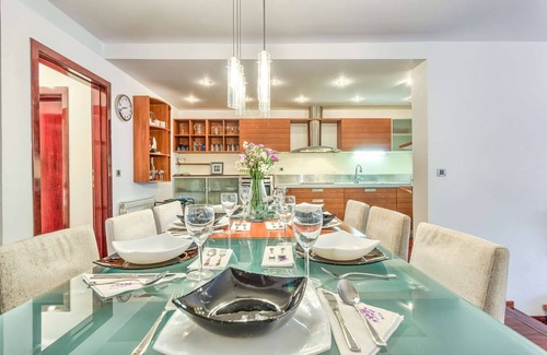 Punat Villa | Villa Sunset Punat- beachfront villa for 12 guests with a pool