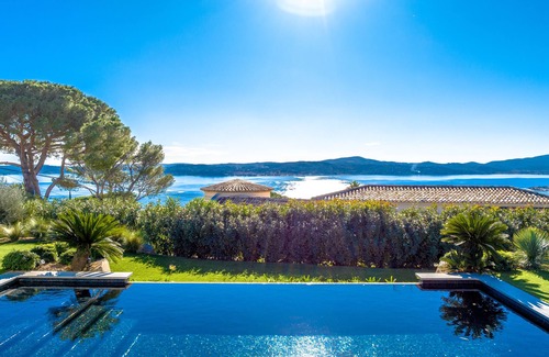 Sainte-Maxime Villa | Villa suriplaza, magnificent sea view