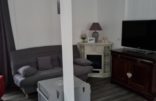 Bagneres-de-Luchon Villa | Villa Sylvie – Elegance & Mountain View, 100m from Luchon Center