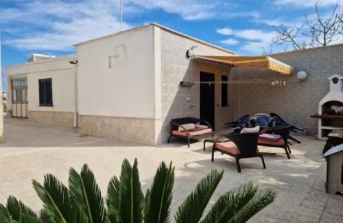 Giovinazzo Apartment | VILLA TERESA IRIS e Villa Teresa ibisco