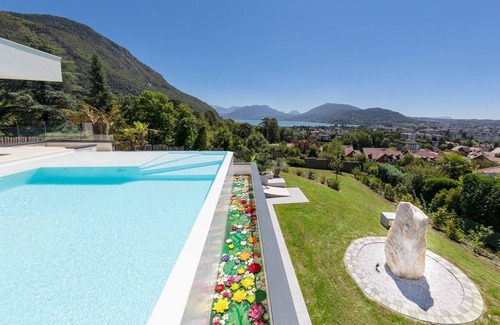 Annecy-le-Vieux House | Villa The Inspiration