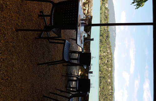 La Motte-dʼAigues Villa | Villa - The LUBERON in Provence