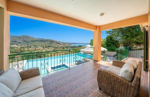 Kateleios Villa | Villa Thymari by Villa Plus