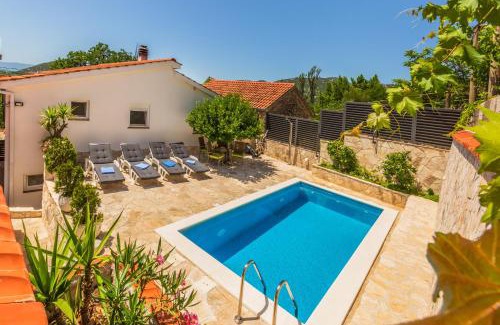Kula Norinska Villa | Villa Tina