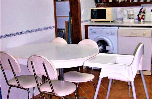 Baleal Villa | VILLA TO ENJOY AT BALEAL-FERREL- Spacious with a large pateo and all facilities