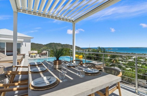 Orient Bay Villa | Villa Topaze - An Astonishing view on Orient Bay