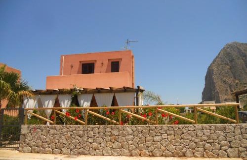 San Vito Lo Capo House | VILLA TREROSE by Trerose Properties - Villa centrale con wi-fi e posto auto privato gratuiti