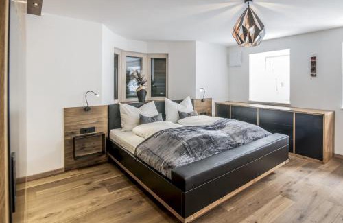 Colle Isarco Apartment | Villa Tribulaunblick - Design-Apartment mit Bergblick & Sonnenterrasse bei Sterzing