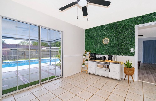 Candler House | Villa Turquesa Charming 3-bedroom house in pleasant Ocala with AC, WiFi
