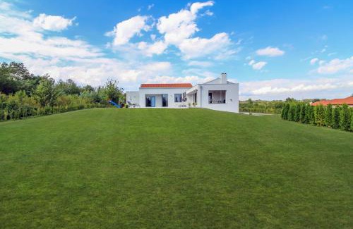 Vela Traba Villa | Villa Una Sofia